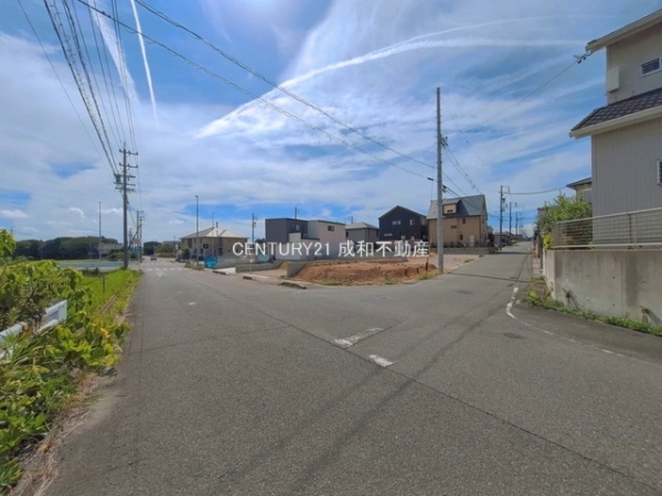 知多郡武豊町大字冨貴字新薄里の新築一戸建