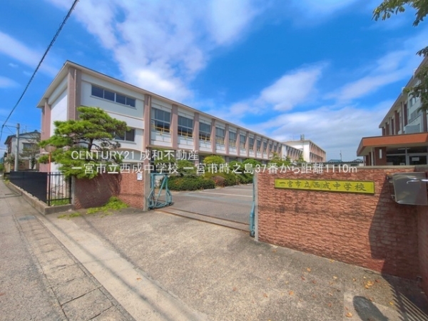 一宮市時之島字新田東の新築一戸建(一宮市立西成中学校)