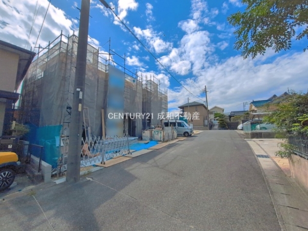 愛知郡東郷町三ツ池３丁目の新築一戸建