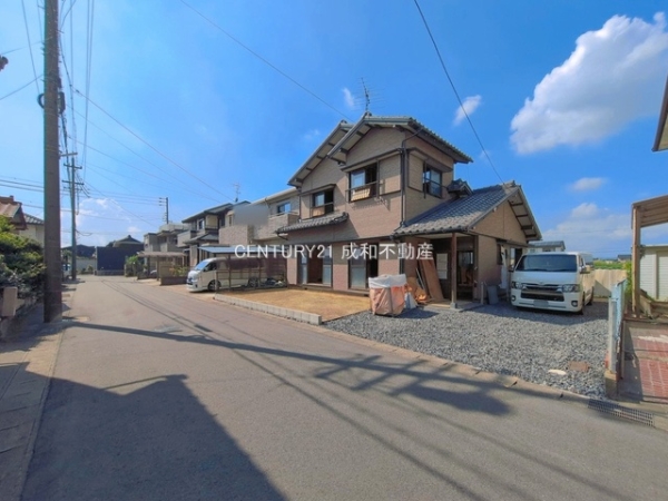 一宮市浅井町小日比野字大ケ島の中古一戸建て