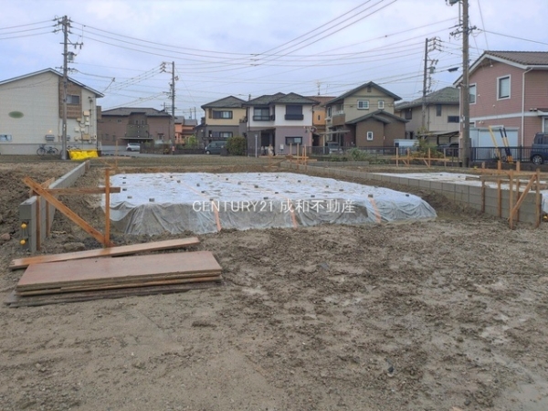 知多市寺本新町２丁目の新築一戸建