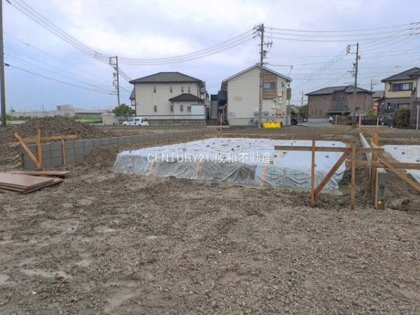 知多市寺本新町２丁目の新築一戸建