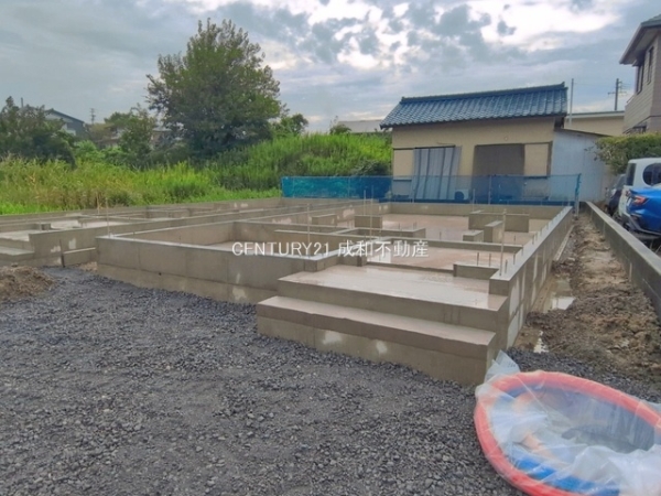 常滑市字長間の新築一戸建