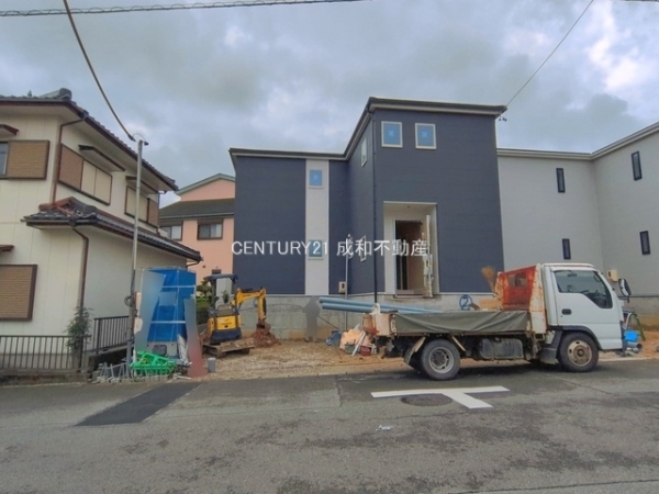 半田市岩滑高山町３丁目の新築一戸建