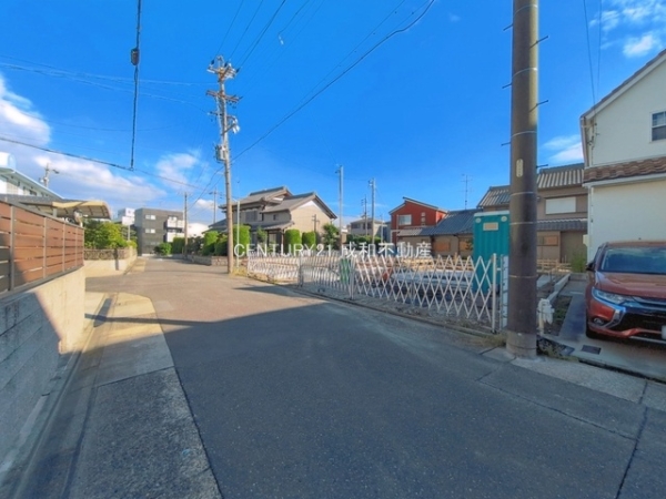 名古屋市中川区中郷５丁目の新築一戸建