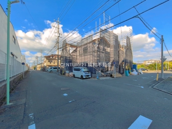 名古屋市中川区元中野町３丁目の新築一戸建