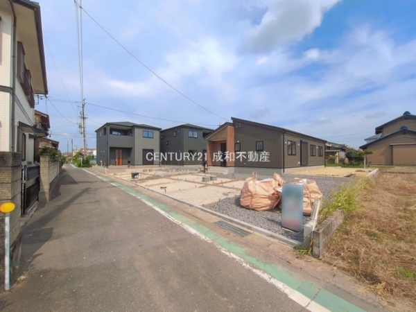 一宮市浅井町尾関字北屋敷の新築一戸建