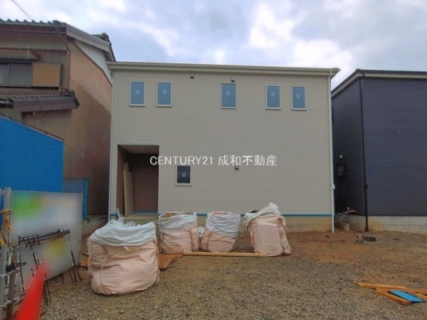 西尾市山下町西八幡山の新築一戸建