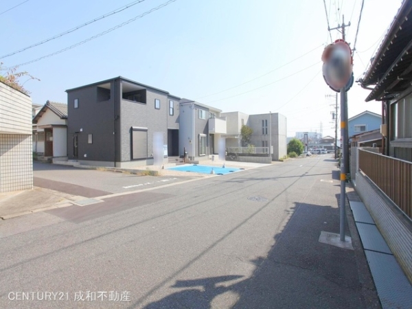 半田市新居町３丁目の新築一戸建