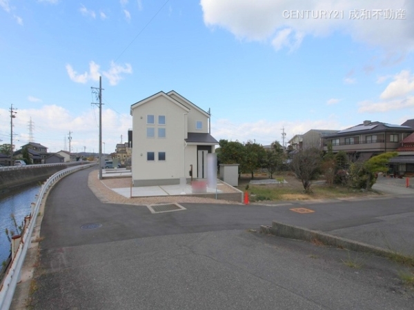 知多郡武豊町大字東大高字浦之島の新築一戸建