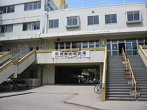 桶川市大字上日出谷の土地(桶川市立桶川西中学校)