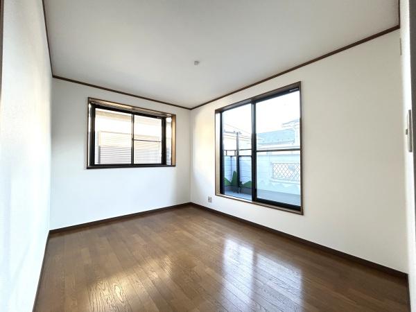 鴻巣市箕田の中古一戸建て