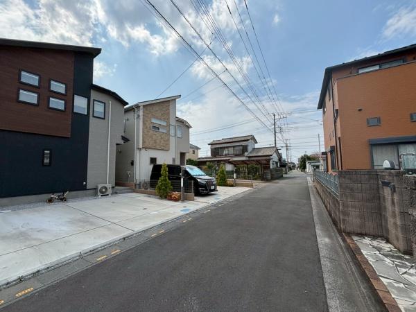 北本西高尾4丁目　築2年×庭付き