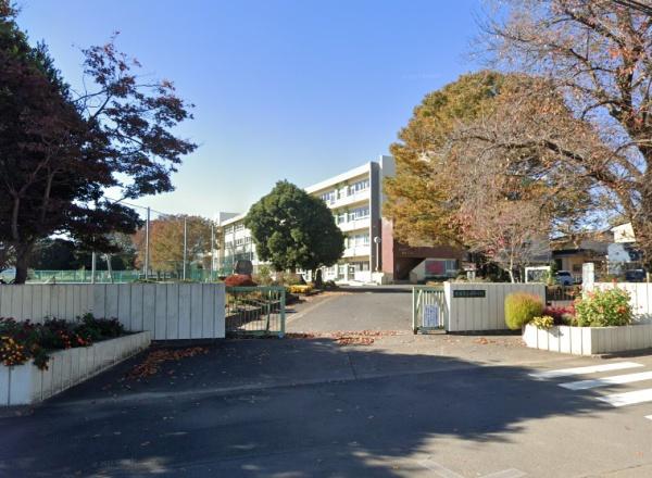 北本市石戸８丁目の土地(北本市立西中学校)