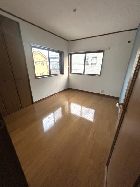 北足立郡伊奈町西小針５丁目の中古一戸建て