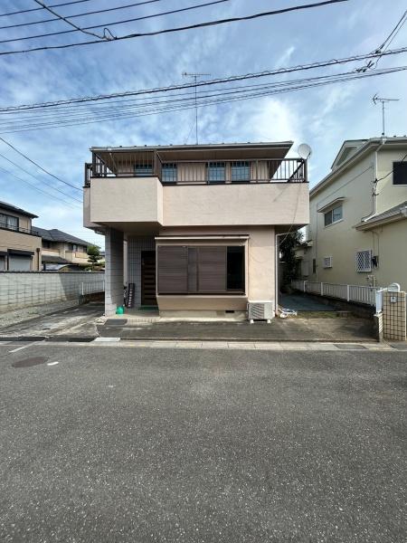 北本本宿8丁目　　中古戸建　駅徒歩14分×全居室6帖以上～