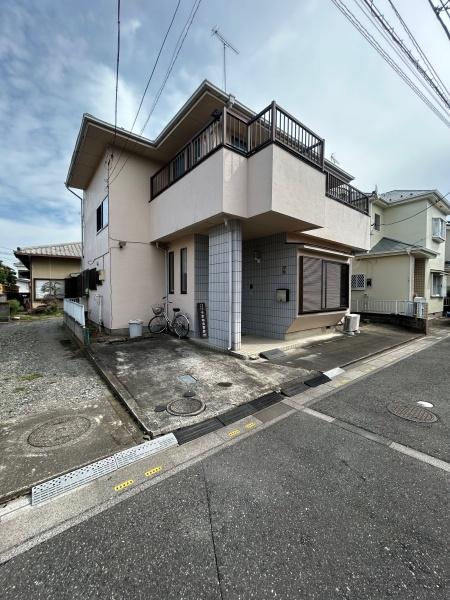 北本本宿8丁目　　中古戸建　駅徒歩14分×全居室6帖以上～
