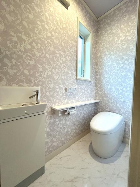 上尾市富士見2丁目の中古一戸建て(トイレ)