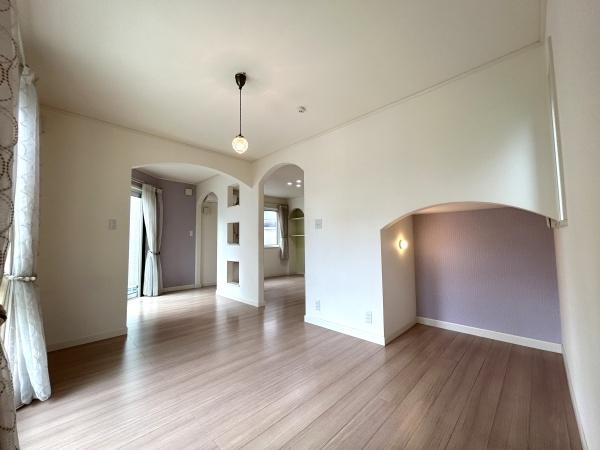 上尾市富士見2丁目の中古一戸建て(リビング)