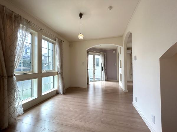 上尾市富士見2丁目の中古一戸建て(リビング)