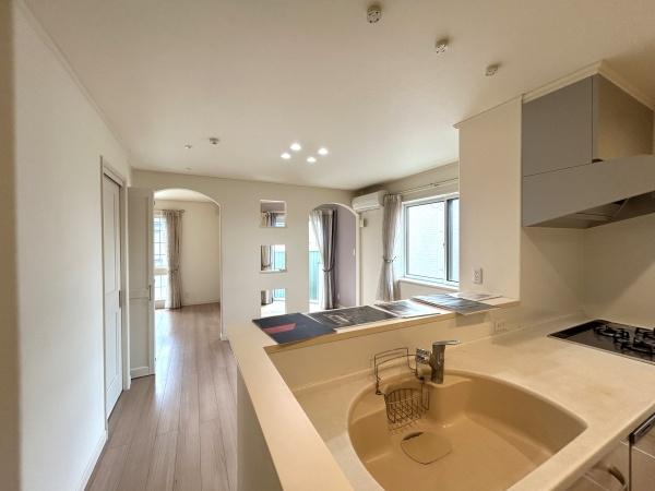 上尾市富士見2丁目の中古一戸建て(キッチン)