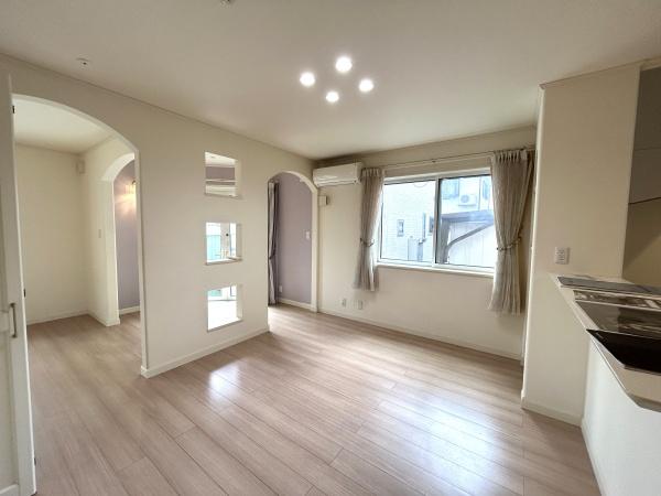 上尾市富士見2丁目の中古一戸建て(リビング)