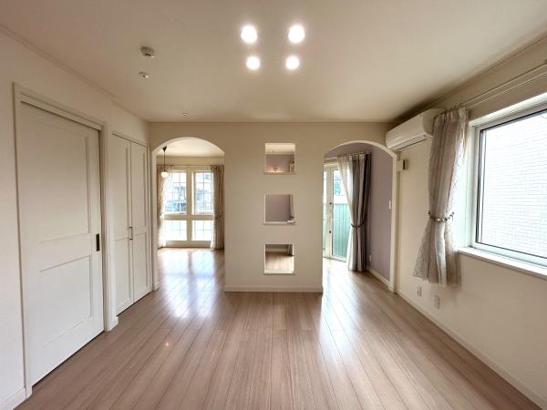 上尾市富士見2丁目の中古一戸建て(リビング)