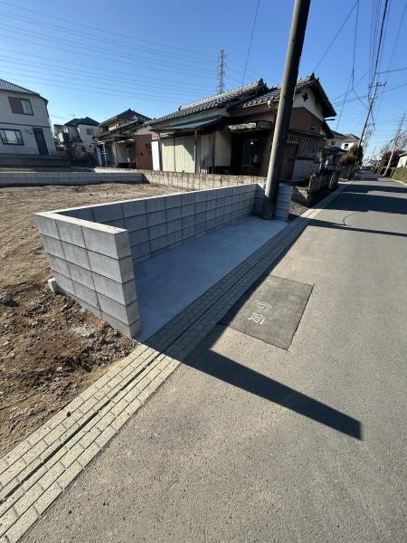 北本東間　建築条件なし売地　角地×50坪