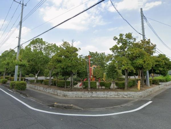 鴻巣市ひばり野１丁目の中古一戸建て(ひばり野中央公園)