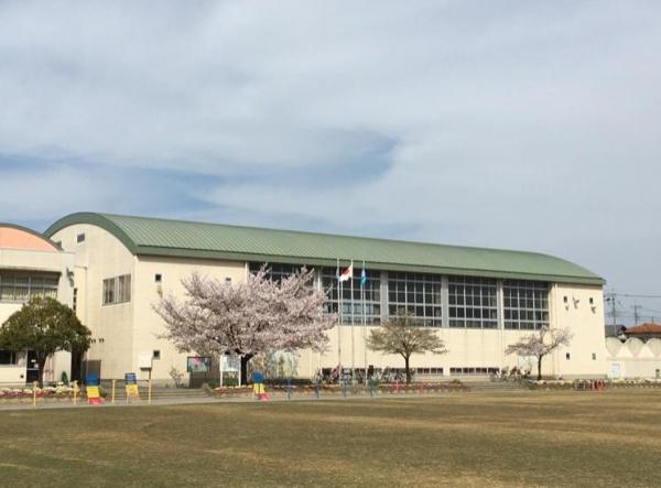 鴻巣市ひばり野１丁目の中古一戸建て(鴻巣市立中央小学校)