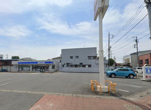 ウィルローズ鴻巣(ローソン鴻巣本町7丁目店)