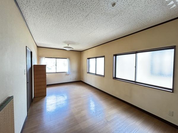 北足立郡伊奈町大字小室の中古一戸建て