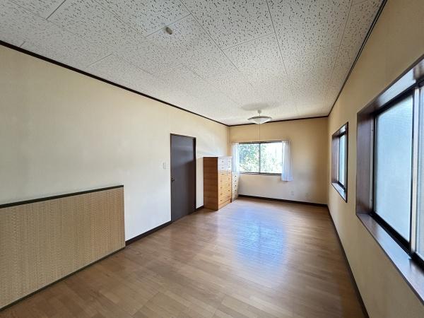 北足立郡伊奈町大字小室の中古一戸建て