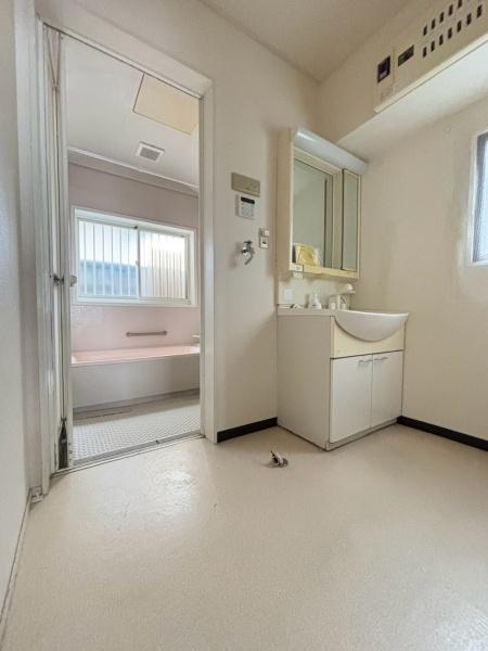 北足立郡伊奈町大字小室の中古一戸建て