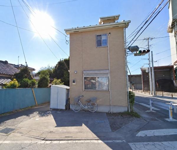 さいたま市見沼区御蔵　三方道路×中古戸建