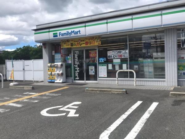 京都市伏見区深草越後屋敷町の中古一戸建て(ファミリーマート伏見墨染店)
