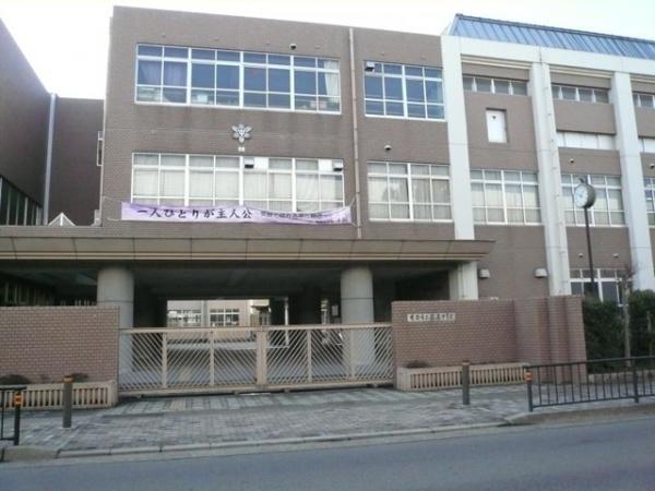 京都市伏見区深草越後屋敷町の中古一戸建て(京都市立藤森中学校)
