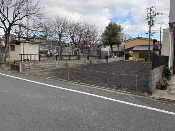 京都市上京区一条通御前通３丁目西入西町の土地