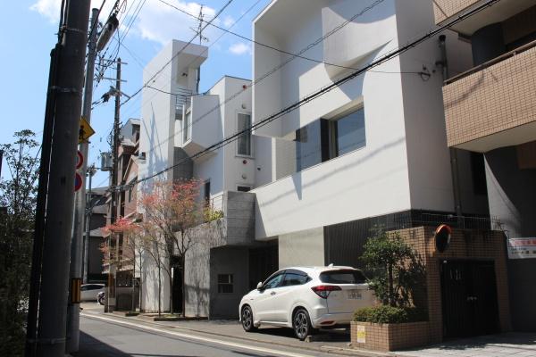 プリオーレ２７二条駅前