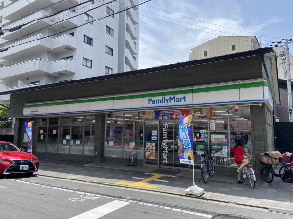 クラッシュハウス御池柳馬場(ファミリーマート柳馬場押小路店)
