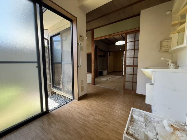 京都市右京区太秦安井辰巳町の中古一戸建て