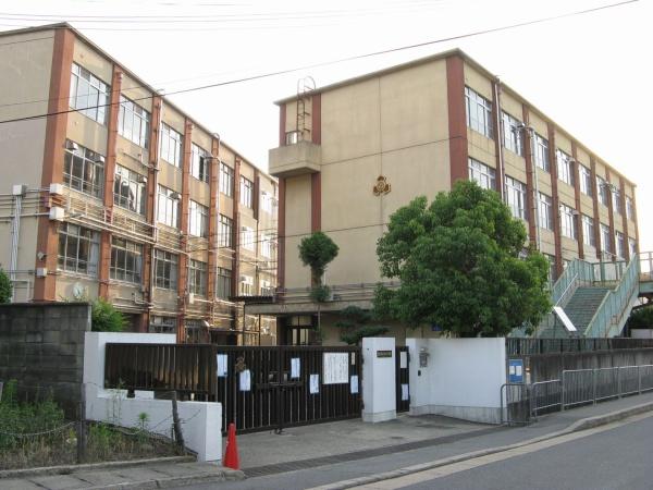 京都市山科区西野山桜ノ馬場町の中古一戸建て(京都市立百々小学校)