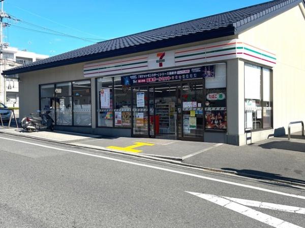 京都北山スカイハイツB棟(セブンイレブン京都鷹峯藤林店)