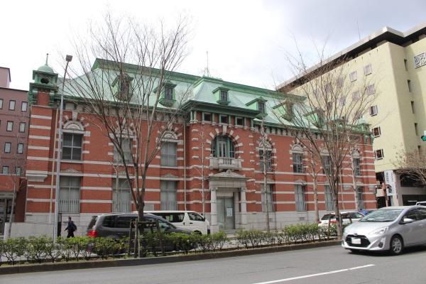 コスモ二条城東(みずほ銀行京都中央支店)