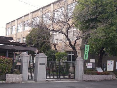 京都市右京区西京極畑田町の中古一戸建て(京都市立西京極小学校)