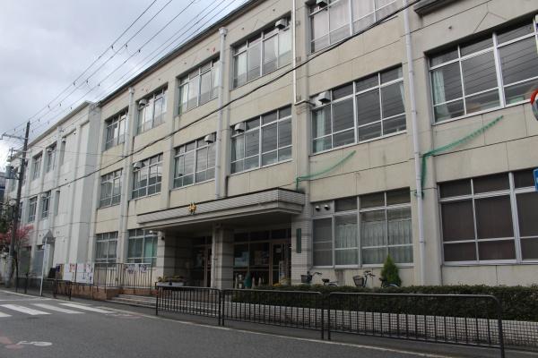 京都市下京区西新屋敷上之町の土地(京都市立梅小路小学校)