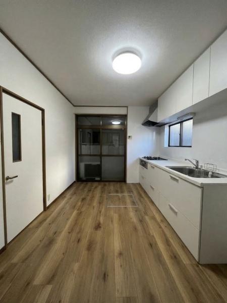 京都市中京区西ノ京冷泉町の中古一戸建て