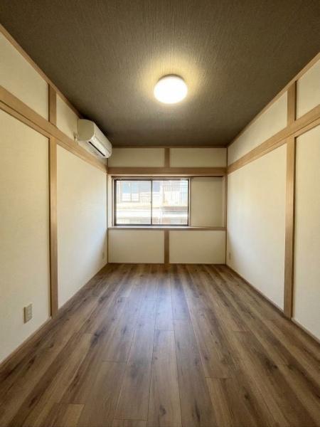 京都市中京区西ノ京冷泉町の中古一戸建て
