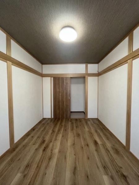 京都市中京区西ノ京冷泉町の中古一戸建て