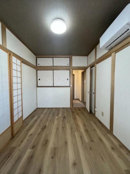 京都市中京区西ノ京冷泉町の中古一戸建て